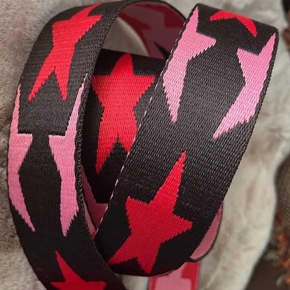 Star Patterned Red Pink and Black Reversible Belt!! - Picture 4 of 4